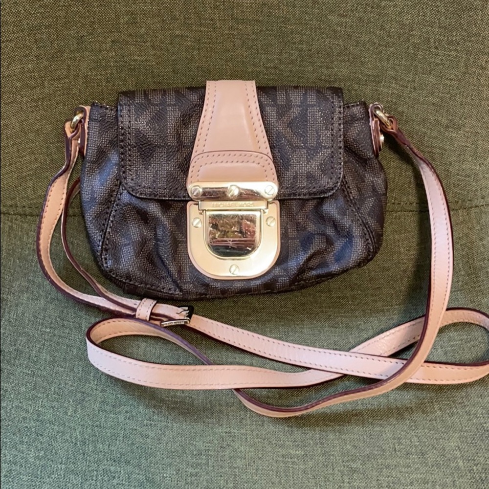 Michael Kors crossbody bag